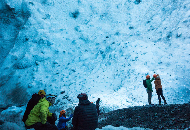 Cueva de hielo glaciar Islandia