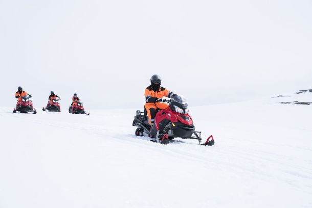 Moto de nieve en Langjökull