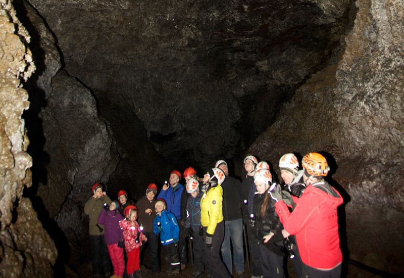 Mejores cuevas Islandia