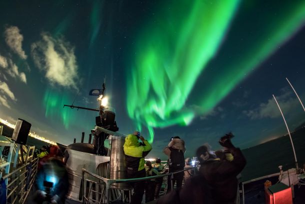 Aurora boreal en barco