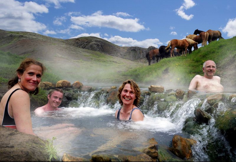 Ruta ecuestre hacia baños termales