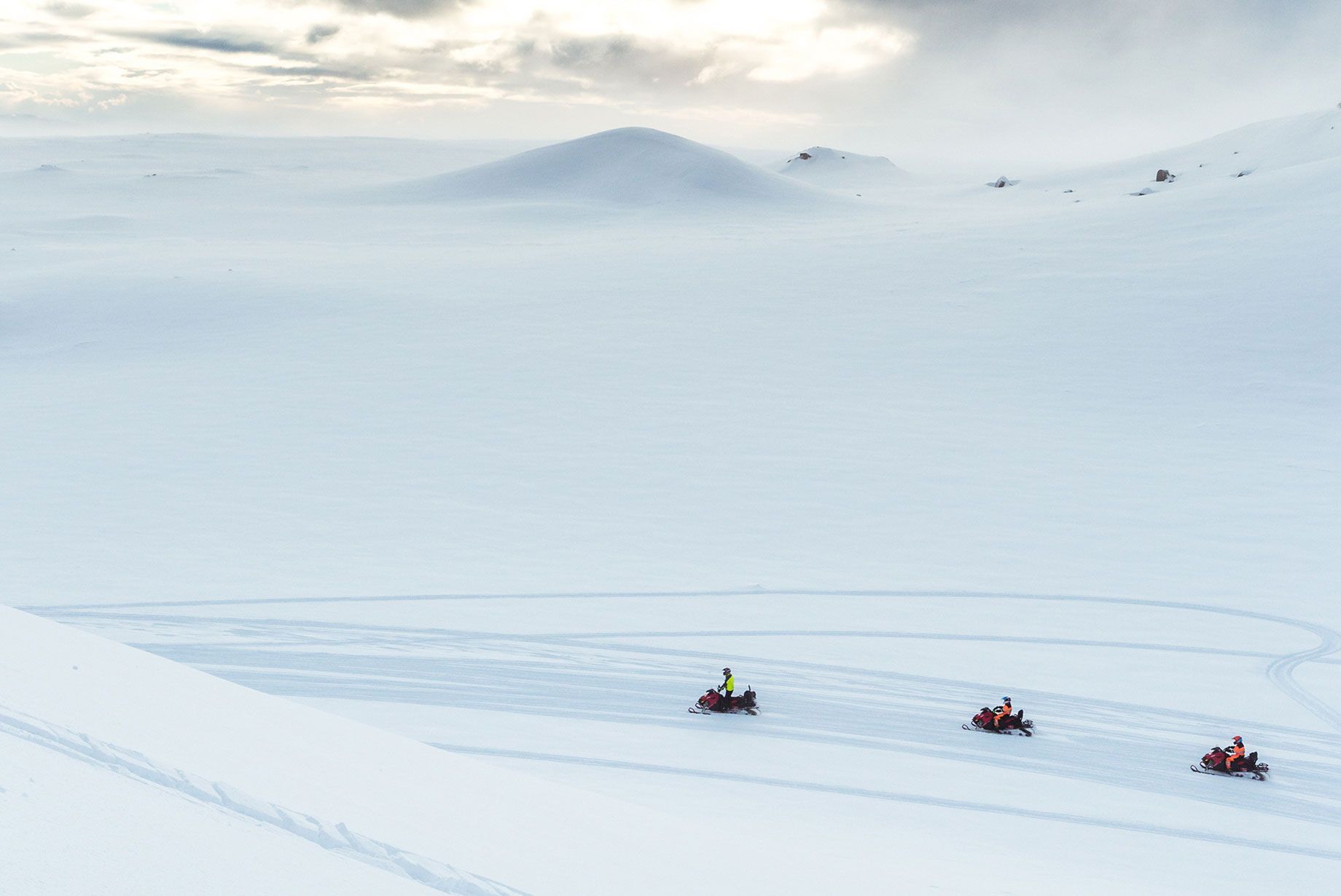 Moto de nieve en Vatnajökull