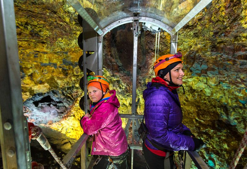 Excursión interior volcán Islandia
